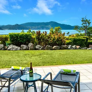 Frangipani Beachfront F5 On By Hamorent Hamilton Island