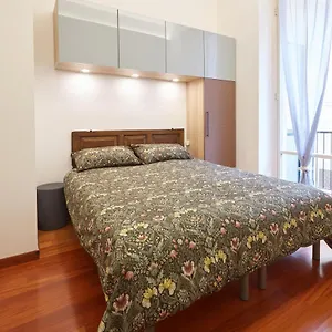 Apartment Corridoni