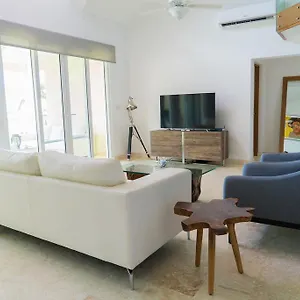 Apartment 3br / 3ba Modern Paradise Loft In Gated Community W/ Daily Housekeeping