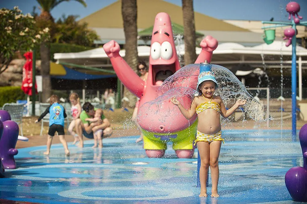 ****  Sea World Resort Main Beach Australia